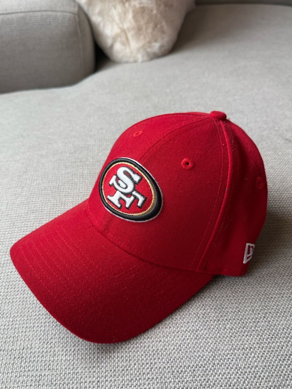 San Francisco 49ers Red Baseball Cap with Team Logo